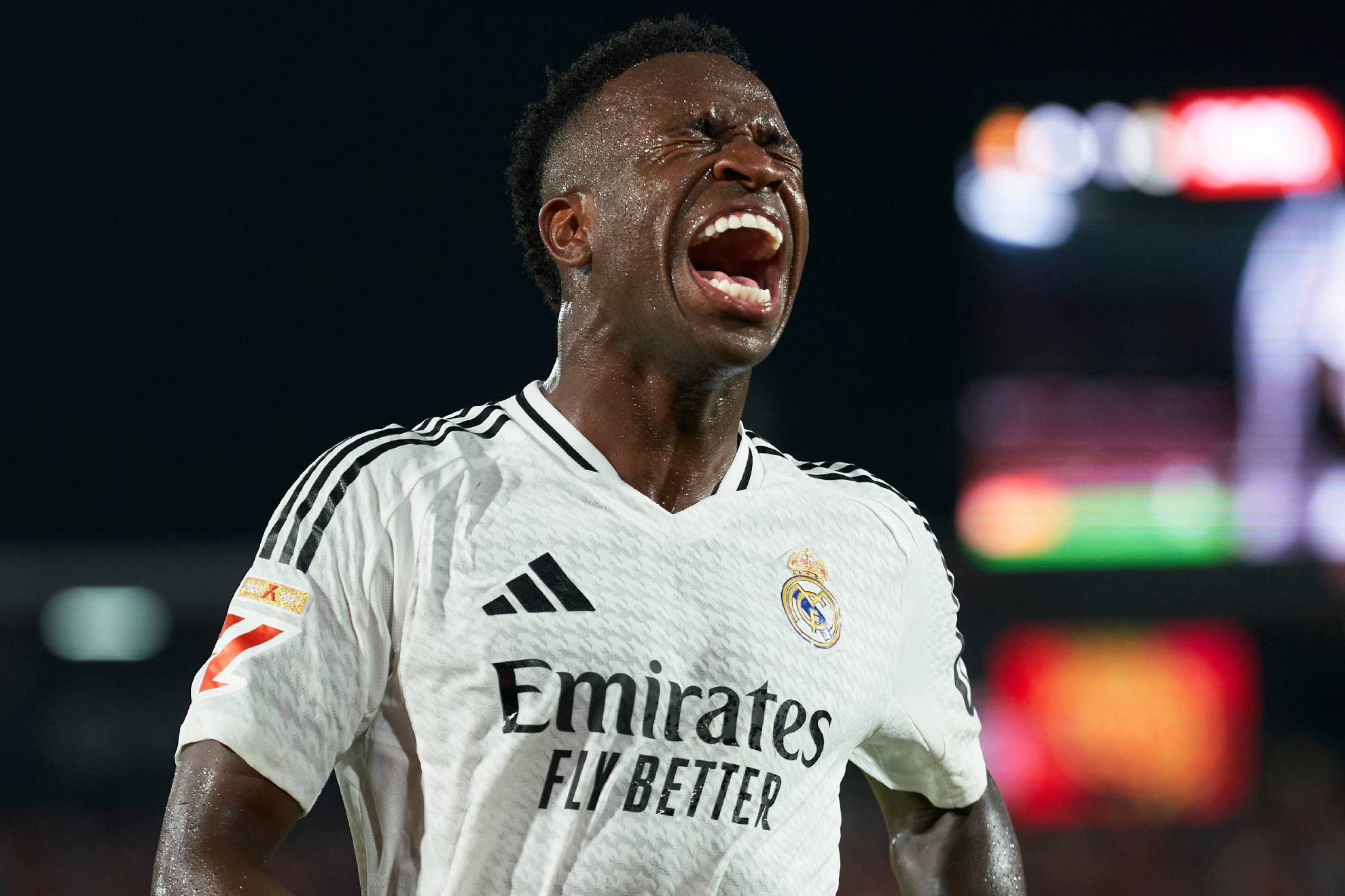 西亚在壁球 西亚在壁球